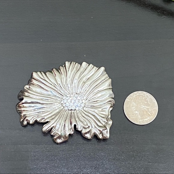 Vintage Regency Accessories Silver-tone Large Poppy Flower CZ Stone Brooch - Picture 5 of 11